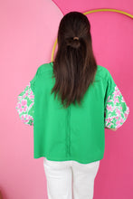 Load image into Gallery viewer, Fiona’s Floral Green Blouse
