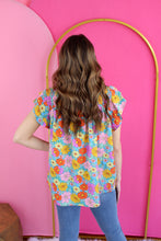 Load image into Gallery viewer, Fun in Florals Top
