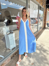 Load image into Gallery viewer, Beachside Maxi Dress
