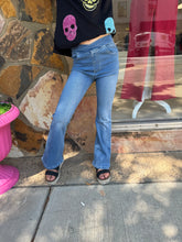 Load image into Gallery viewer, Criss Cross Waist Flare Jeans

