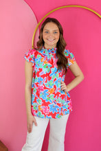 Load image into Gallery viewer, Fun &amp; Floral Top
