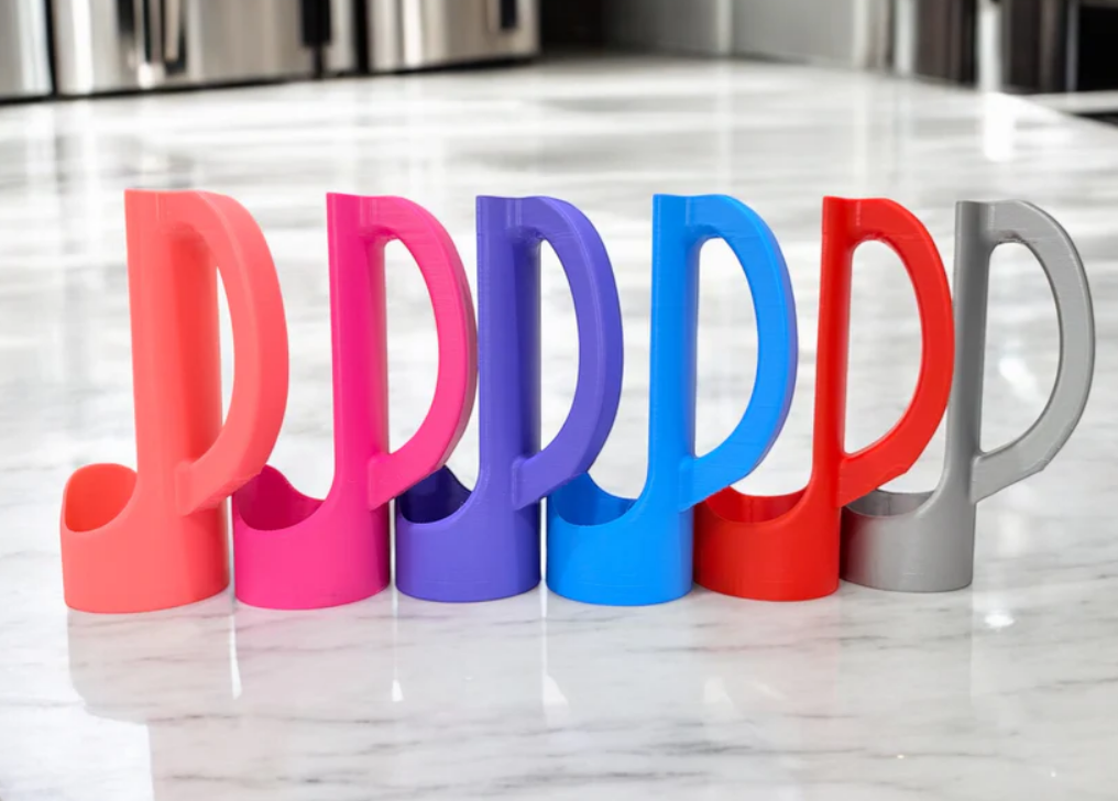 Skinny Can Handle Holder & Lid